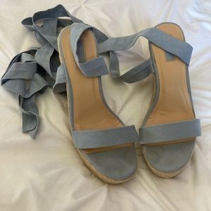 Worn a little no damage